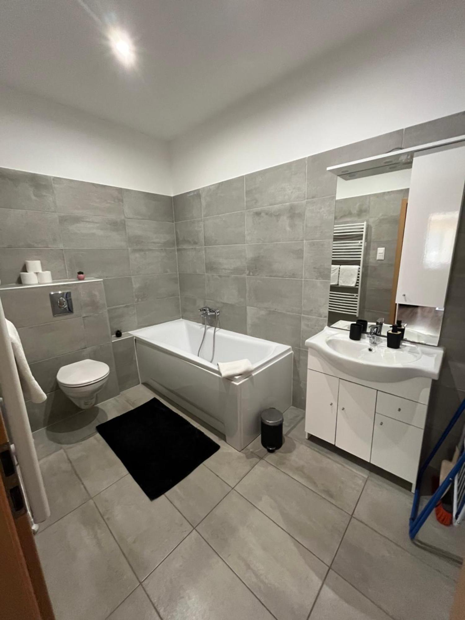 Solaris Apartman Zalakaros Exteriör bild